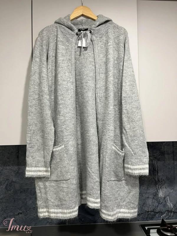 imusau.lt | parduodama Siltas kardiganas (bukle puike - 7eu) 48d - krut 125+, klub 135++,ilgis 92cm, acrylic