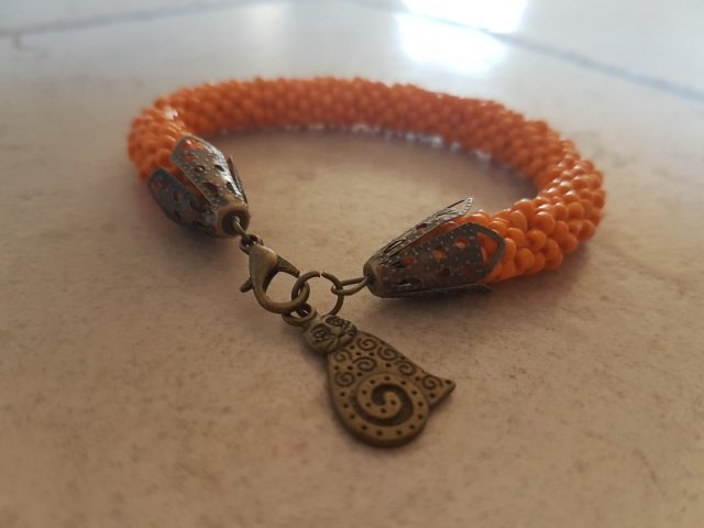 imusau.lt | parduodama 6. Rankų darbo apyrankė