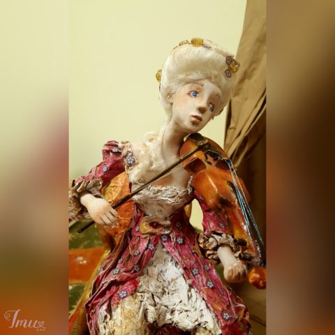 imusau.lt | parduodama Autorinė lėlė Tercetas "muzikinė Versalio dėžutė" Smuikinunkė