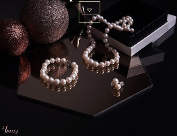 imusau.lt | parduodama Komplektas: natūralių perlų vėrinys, apyrankė ir auskarai