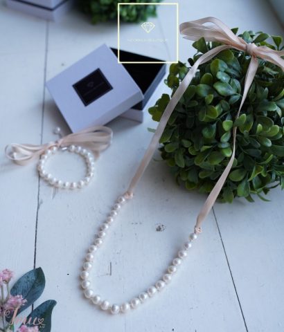 imusau.lt | parduodama Natūralių perlų vėrinys su juostele