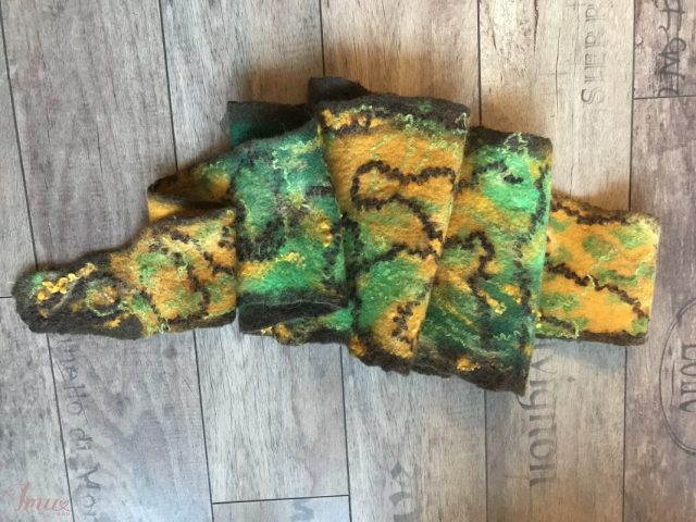 imusau.lt | parduodama Šalikas veltas (rankų darbo)