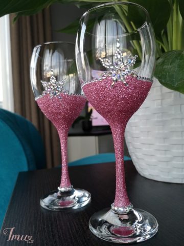 imusau.lt | parduodama Dekoruotos vyno taurės