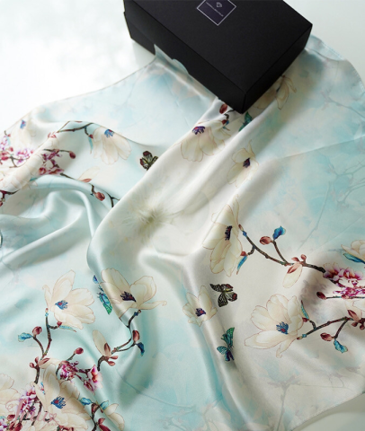 imusau.lt | parduodama 100% šilkinė skarelė (70x70 cm)