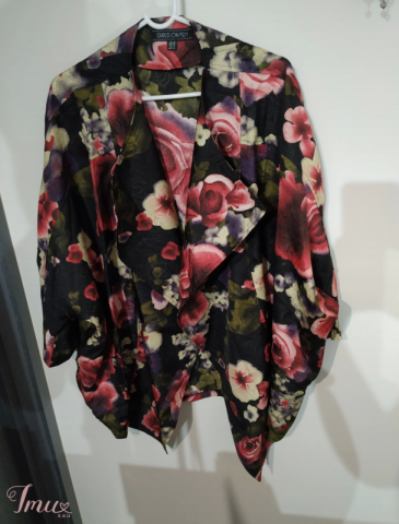 imusau.lt | parduodama Gėlėtas švarkelis