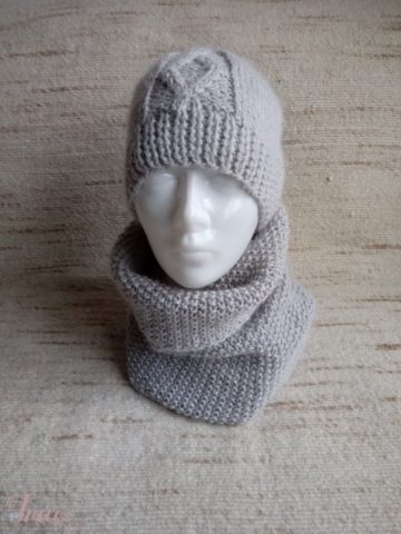 imusau.lt | parduodama Šviesiai pilka mova ir kepurė