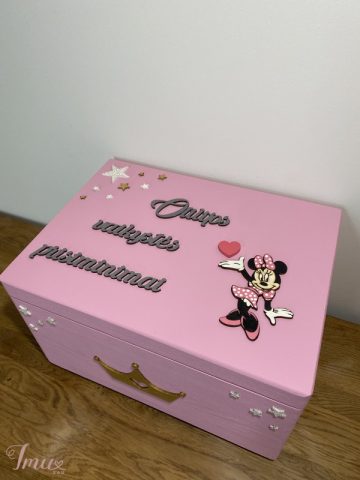 imusau.lt | parduodama Prisiminimų dėžutė su metrikais