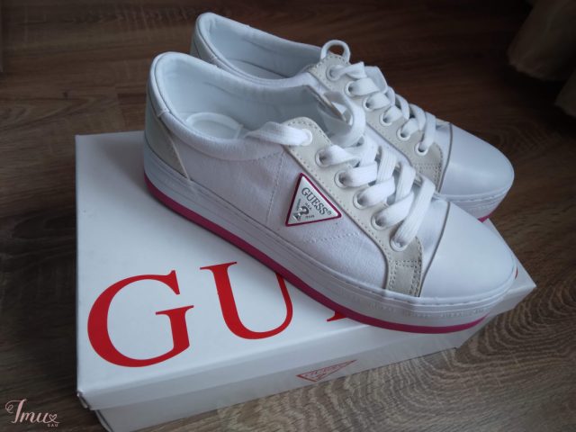 imusau.lt | parduodama Guess laisvalaikio batai