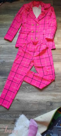 imusau.lt | parduodama Rožinis kostiumas