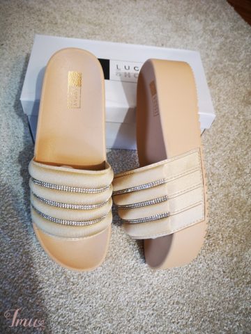 imusau.lt | parduodama lauko slepetes nude spalvos