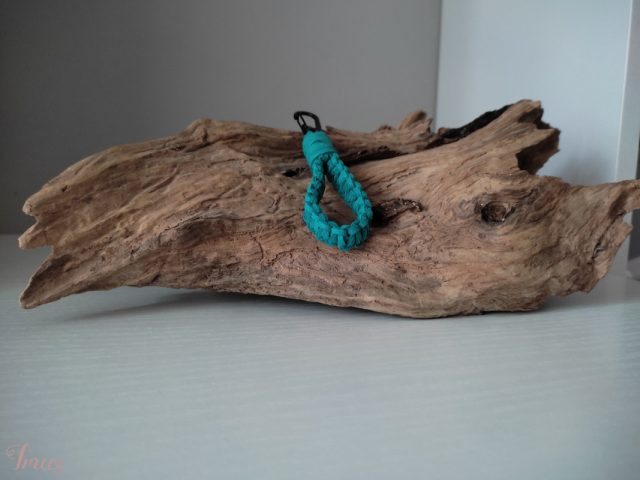 imusau.lt | parduodama Rankų darbo raktų pakabukas