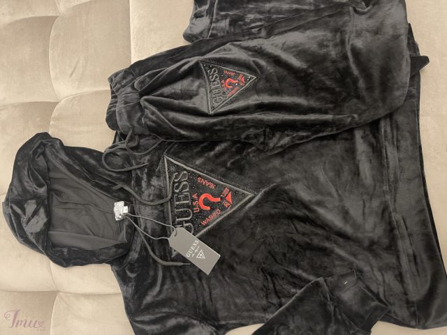 imusau.lt | parduodama Guess veliurinis komplektas