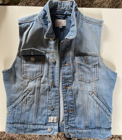 imusau.lt | parduodama džinsinis vest’as