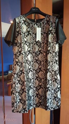 imusau.lt | parduodama Suknelė su eko odos rankovėmis