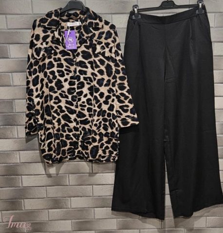 imusau.lt | parduodama Kostiumėlis plačių kelnių