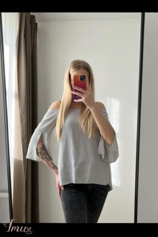 imusau.lt | parduodama Puošni palaidinė atvirais pečiais