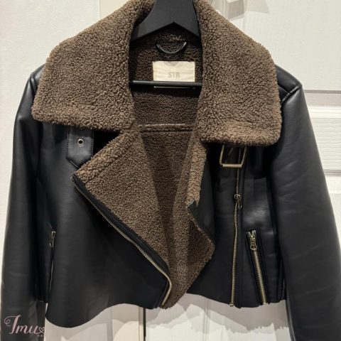 imusau.lt | parduodama STRADIVARIUS striukė