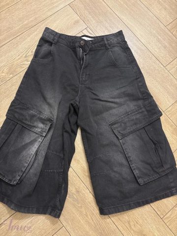 imusau.lt | parduodama Tamsiai pilki „Bershka“ cargo jorts 🩶